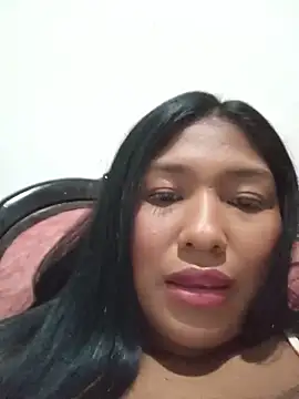 Snapshot of MoonMua chatting on 06-14-26, 02:09 MoonMua online show from 06-14-26, 02:09