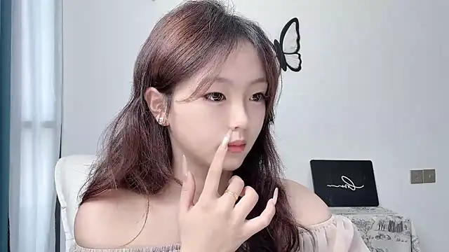 Snapshot of wenwen8888 chatting on 07-08-26, 03:00 wenwen8888 online show from 07-08-26, 03:00