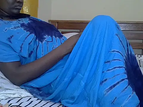 Snapshot of PrittyAnna chatting on 06-18-26, 05:08 PrittyAnna online show from 06-18-26, 05:08