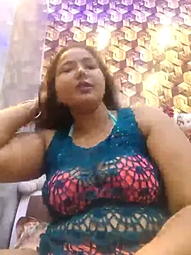 Snapshot of sheela_3563 chatting on 06-24-26, 06:29 sheela 3563 online show from 06-24-26, 06:29