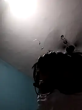 Snapshot of romeowwwwwww chatting on 06-12-26, 03:22 romeowwwwwww online show from 06-12-26, 03:22