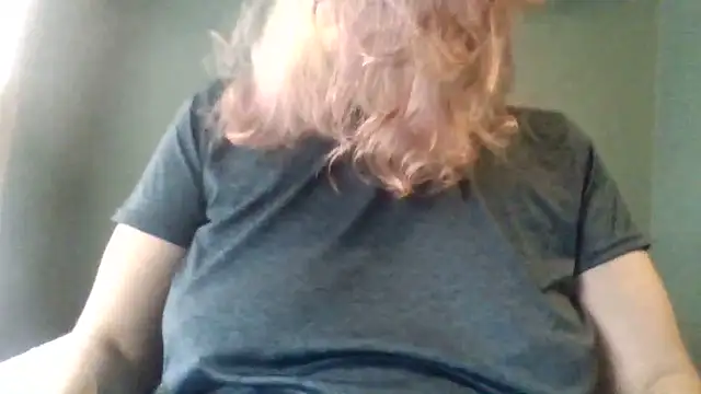 Snapshot of snack05 chatting on 06-22-26, 07:11 snack05 online show from 06-22-26, 07:11