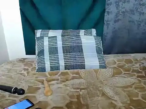 -pussy lover  online show from 06-11-26, 05:49
