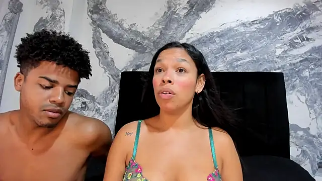 TaylorAndThalia online show from 07-09-26, 06:01