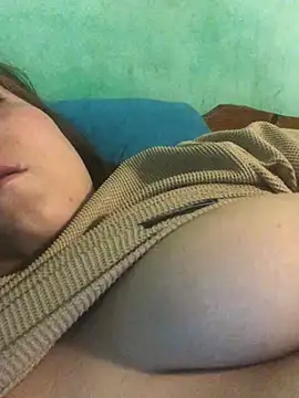 alexaparedes01 online show from 07-19-26, 08:29