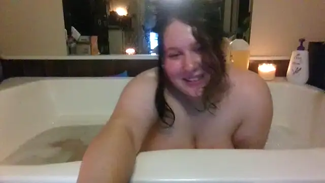 Snapshot of XRoxy_ThorneX chatting on 07-03-26, 10:38 XRoxy ThorneX online show from 07-03-26, 10:38