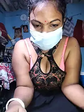 Snapshot of Mis-maya chatting on 06-25-26, 01:16 Mis-maya online show from 06-25-26, 01:16