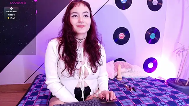 Snapshot of Allissa_Noir chatting on 07-02-26, 02:44 Allissa Noir online show from 07-02-26, 02:44