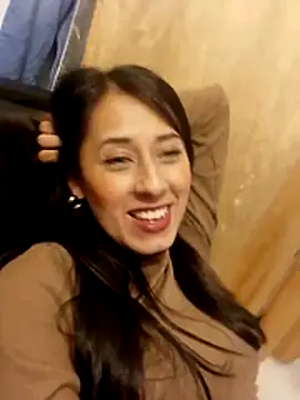 Snapshot of ELY_FE_ chatting on 07-10-26, 01:21 ELY FE online show from 07-10-26, 01:21