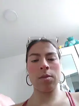  Aisha 20 online show from 07-09-26, 03:38