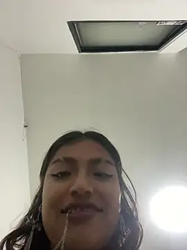 Snapshot of AMY-0317 chatting on 06-17-26, 05:43 AMY-0317 online show from 06-17-26, 05:43