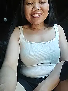 Snapshot of Vitamins-e chatting on 07-21-26, 02:14 Vitamins-e online show from 07-21-26, 02:14