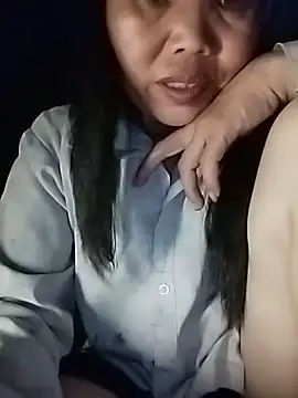 Snapshot of Vitamins-e chatting on 07-31-26, 02:38 Vitamins-e online show from 07-31-26, 02:38