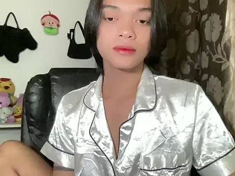 Snapshot of Justine0419 chatting on 06-19-26, 04:55 Justine0419 online show from 06-19-26, 04:55