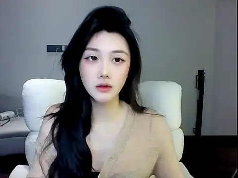 SylvieMaya online show from 06-07-26, 05:06