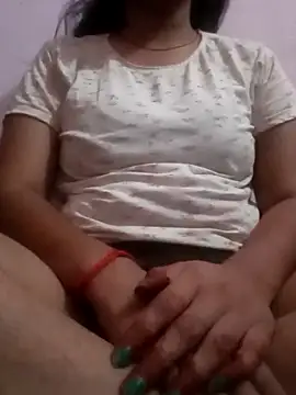 TRISHA0404 online show from 06-20-26, 08:17