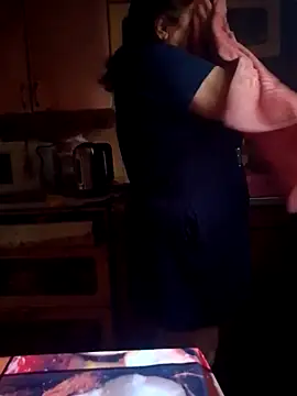 oksana72 online show from 10-01-25, 07:03