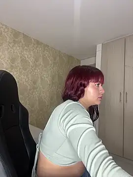 jade foxy19 online show from 06-08-26, 01:00