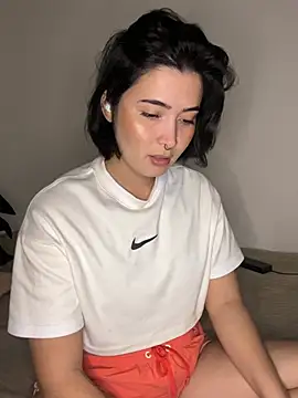 Snapshot of sweetchloe__ chatting on 07-02-26, 03:51 sweetchloe online show from 07-02-26, 03:51