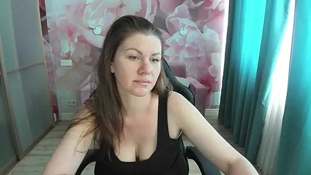 Snapshot of LunaKissesx chatting on 07-18-26, 11:36 LunaKissesx online show from 07-18-26, 11:36