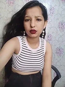 Queen Rosyy online show from 06-20-26, 02:47