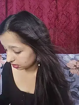 Queen Rosyy online show from 07-20-26, 04:27