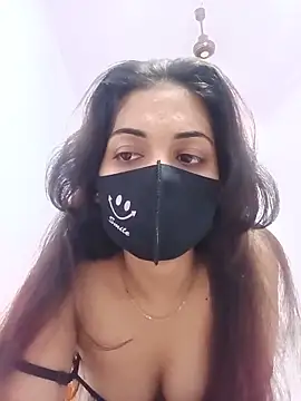 Snapshot of Sapna-p chatting on 06-18-26, 10:36 Sapna-p online show from 06-18-26, 10:36