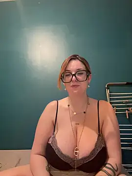 alexia tacrush online show from 06-25-26, 08:35