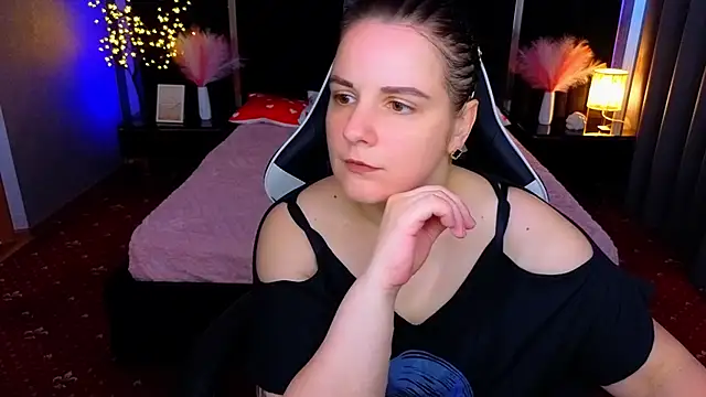 KatrinMilly online show from 06-16-26, 12:19