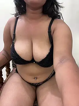 Snapshot of Nottyy_Bella_ chatting on 06-30-26, 04:57 Nottyy Bella online show from 06-30-26, 04:57