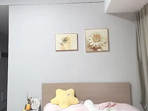 lucky-xiaolu online show from 06-14-26, 07:10