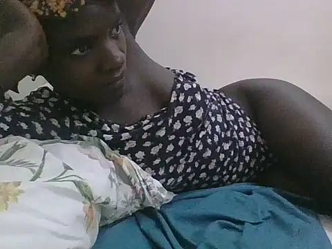 ebonypetite2 online show from 07-13-26, 06:00