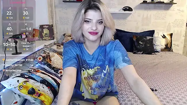 Snapshot of AleksandraJames chatting on 06-11-26, 12:32 AleksandraJames online show from 06-11-26, 12:32