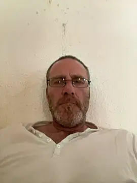 Greg0ri73 online show from 07-05-26, 02:46
