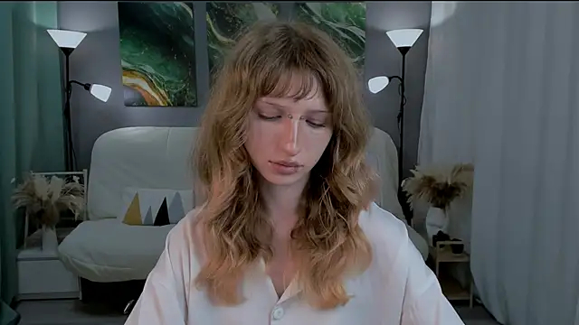molly san  online show from 06-17-26, 04:19