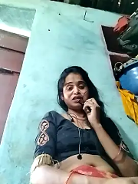 Snapshot of Cut_simran56 chatting on 06-17-26, 05:54 Cut simran56 online show from 06-17-26, 05:54