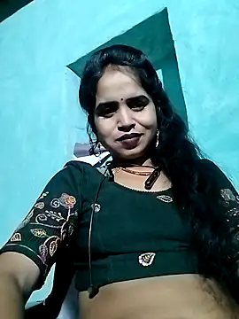 Snapshot of Cut_simran56 chatting on 07-12-26, 01:13 Cut simran56 online show from 07-12-26, 01:13