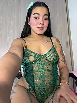 Snapshot of sarita_111 chatting on 07-06-26, 03:58 sarita 111 online show from 07-06-26, 03:58