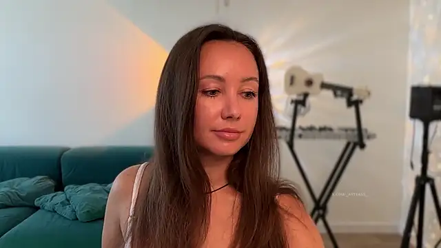 Snapshot of Arteasee chatting on 07-20-26, 03:43 Arteasee online show from 07-20-26, 03:43