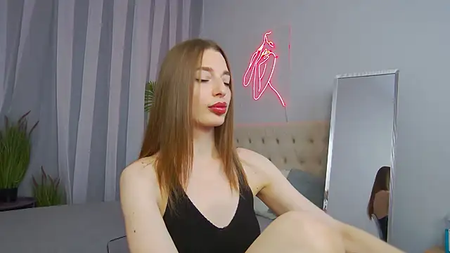Snapshot of NicolSkye chatting on 07-26-26, 07:21 NicolSkye online show from 07-26-26, 07:21