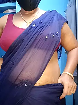 Snapshot of tamil_sarah chatting on 06-24-26, 06:18 tamil sarah online show from 06-24-26, 06:18