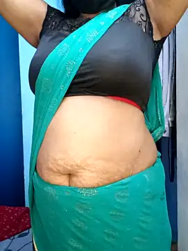 Snapshot of tamil_sarah chatting on 06-26-26, 06:01 tamil sarah online show from 06-26-26, 06:01
