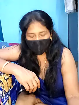 Snapshot of tamil_sarah chatting on 07-14-26, 06:13 tamil sarah online show from 07-14-26, 06:13