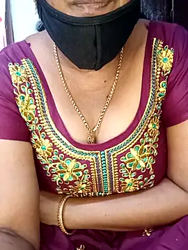 Snapshot of tamil_sarah chatting on 07-16-26, 05:46 tamil sarah online show from 07-16-26, 05:46