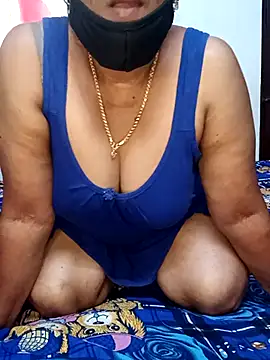 Snapshot of tamil_sarah chatting on 07-17-26, 06:20 tamil sarah online show from 07-17-26, 06:20