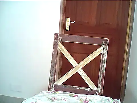 Snapshot of Clavine2 chatting on 06-17-26, 01:34 Clavine2 online show from 06-17-26, 01:34