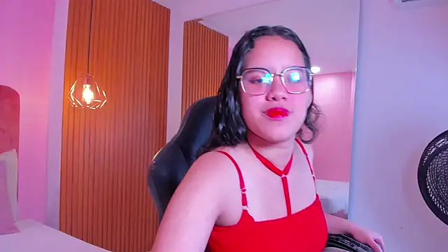 shayra alina online show from 07-04-26, 12:44