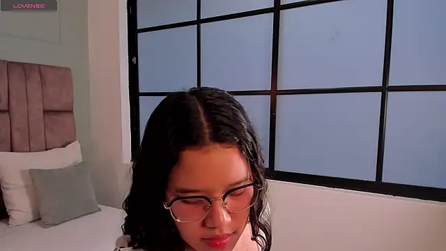 shayra alina online show from 07-22-26, 11:07