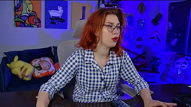 SeraphineDuskryn online show from 07-18-26, 05:06