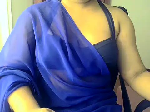 Snapshot of Rani_016 chatting on 06-11-26, 03:54 Rani 016 online show from 06-11-26, 03:54